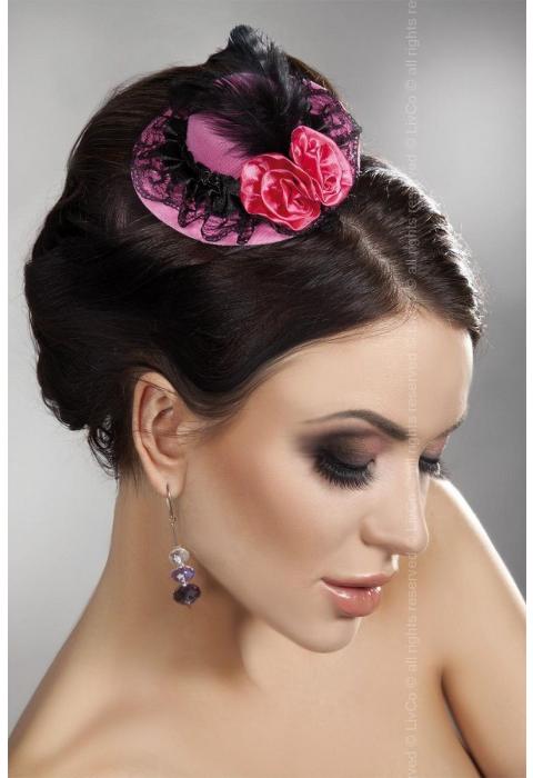 Розовая мини-шляпка с кружевом и цветами